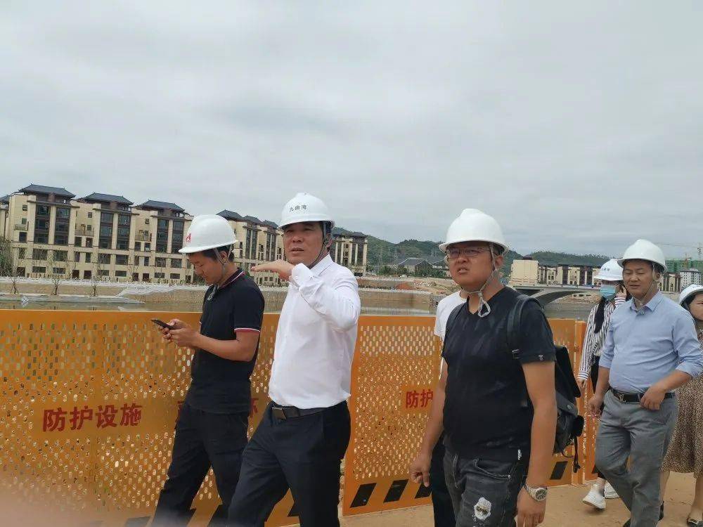 驳斥:2025正版资料免费大全,请全面2释义、解释与落实